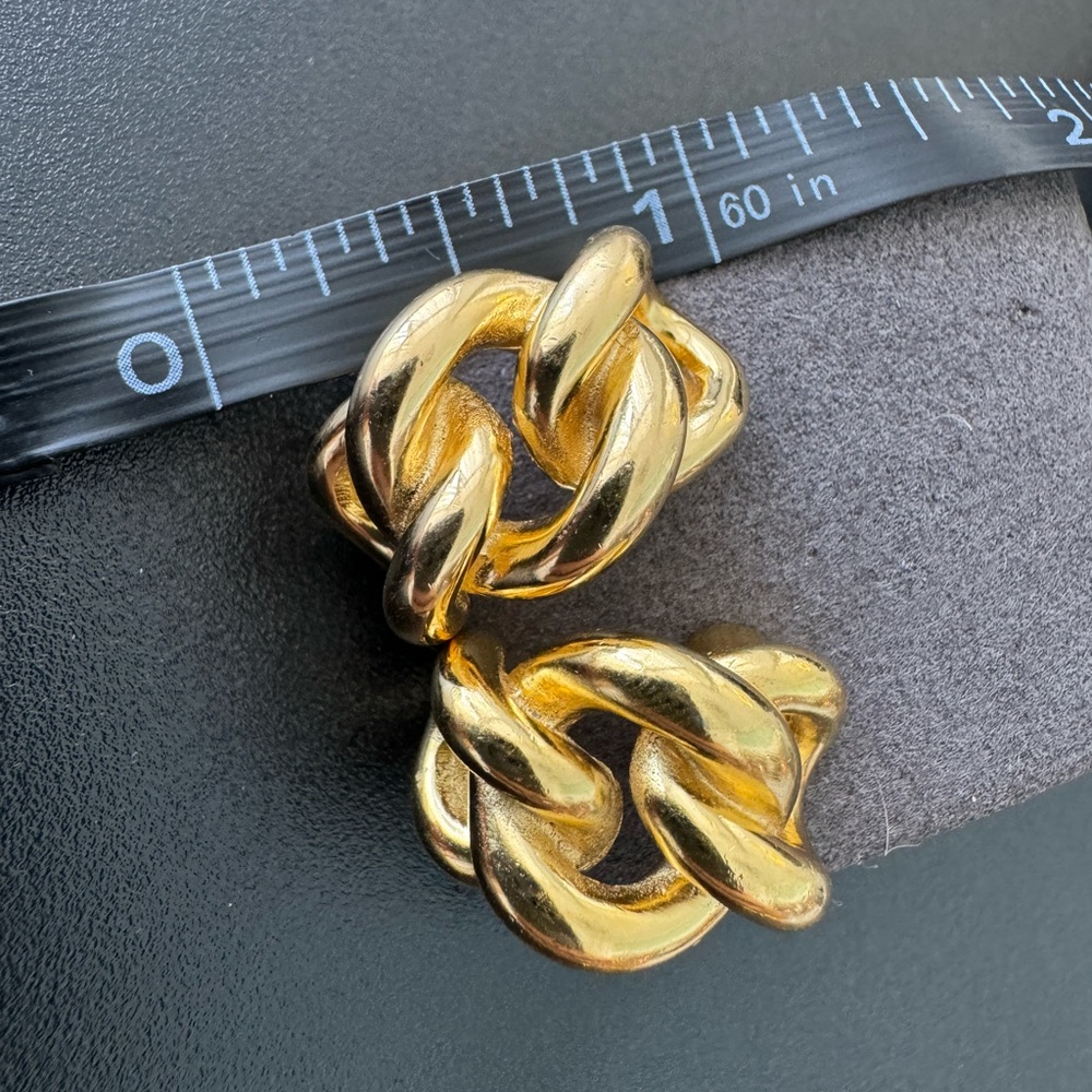 Gold plated Dior vintage chain clip on earrings - Picture 5 of 8